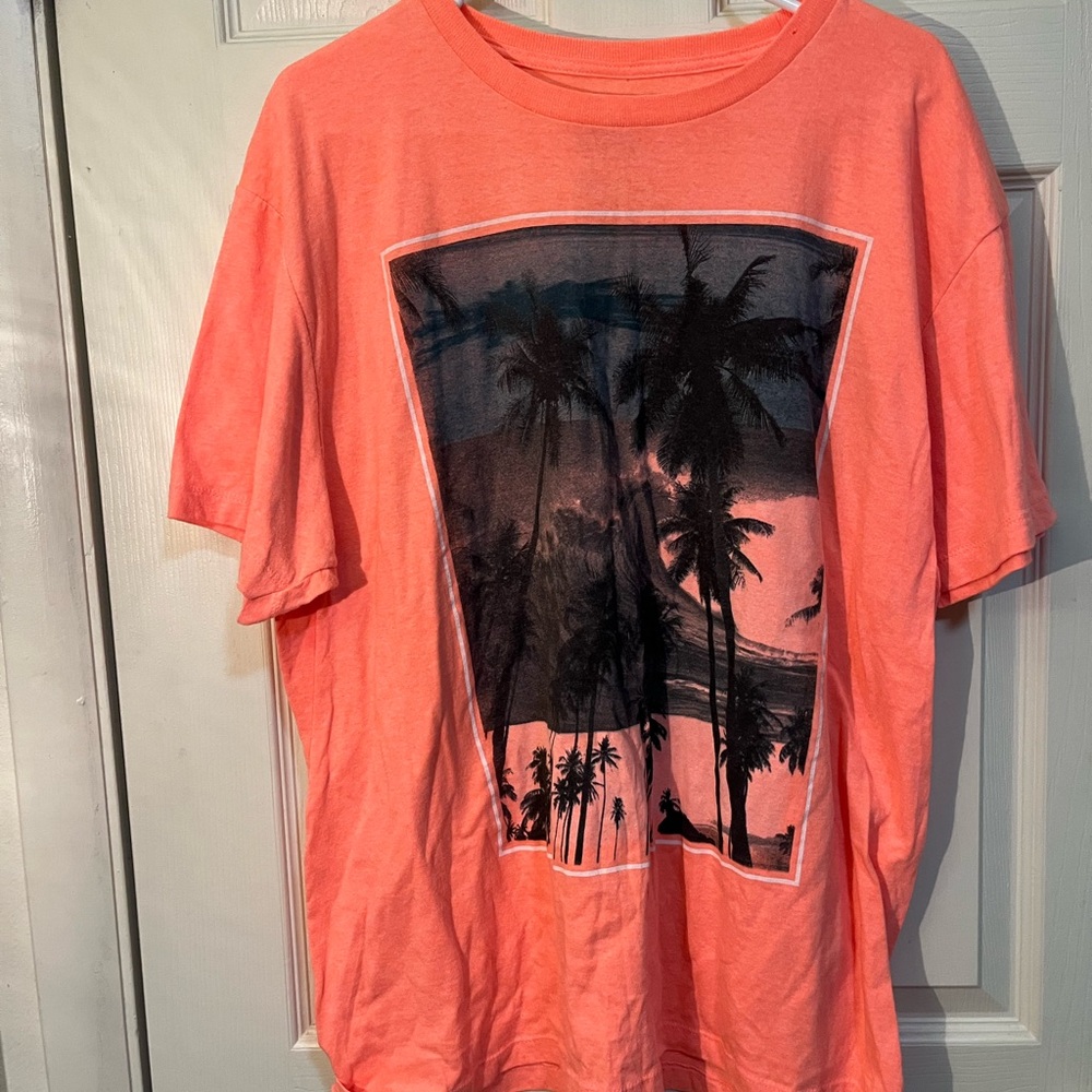 Hey Dude Sunset Palm Men's Tee - Coral